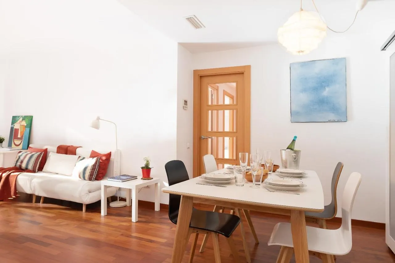 Lets Holidays Terrace Barcelona Apartment