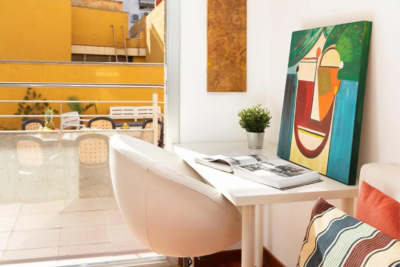 Apartment Lets Holidays Terrace Barcelona Spain